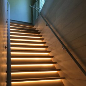 نورپردازی راه پله ساختمان